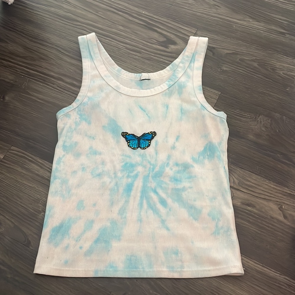 Butterfly tank
